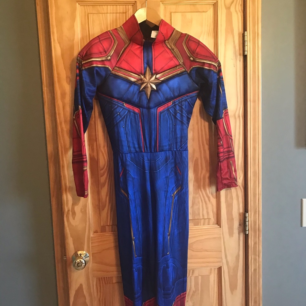 captain marvel costume girls